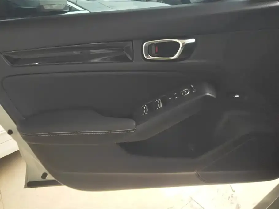 Honda Civic — фото 7