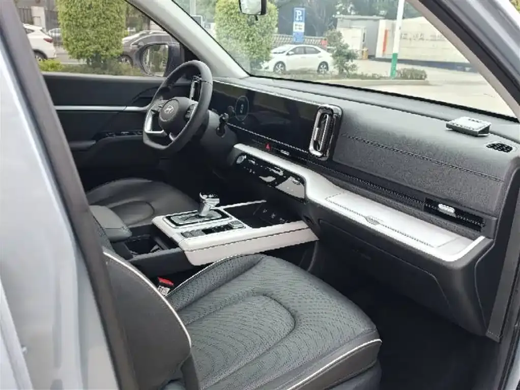 Hyundai ix35 2024 из CN, фото 9