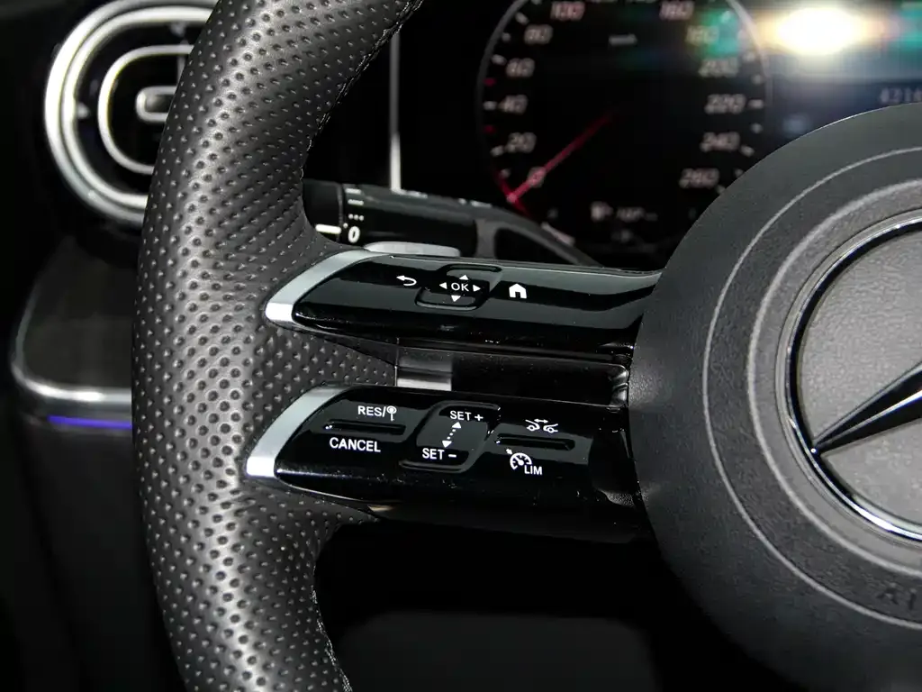 Mercedes-Benz C-Class New Energy 2025 из CN, фото 8