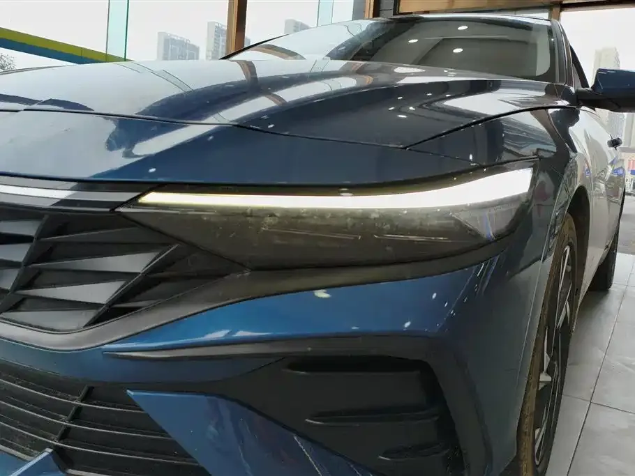 Hyundai Elantra 2023 из CN, фото 2