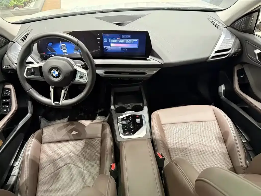 BMW 2 Series 2025 из CN, фото 7