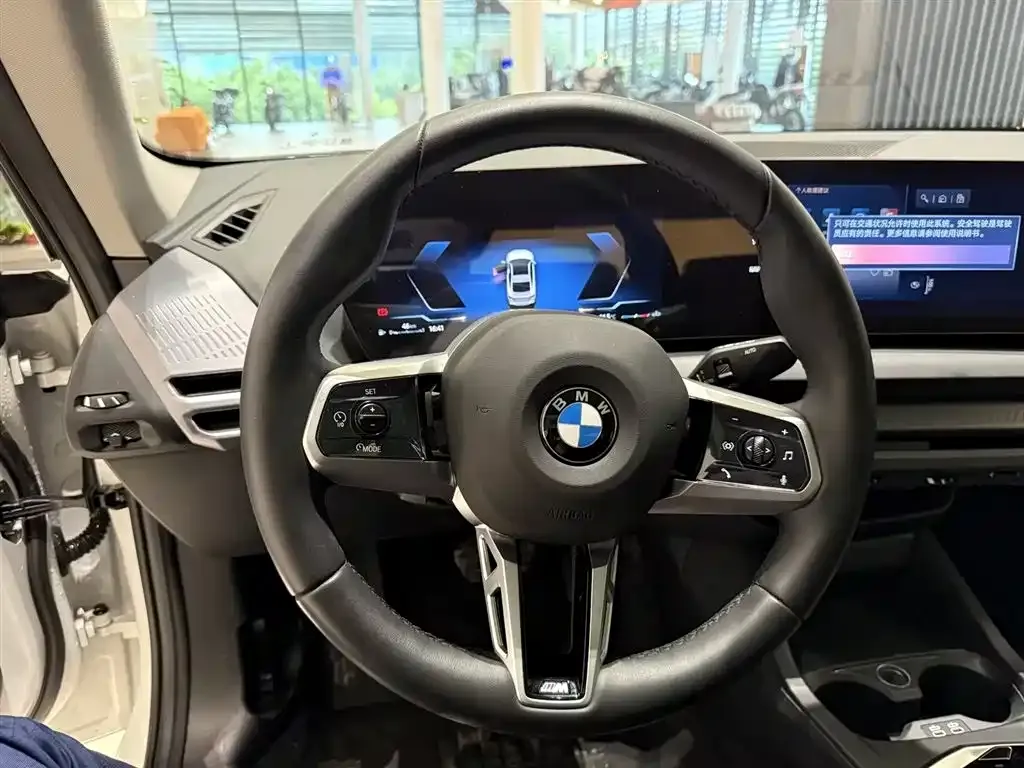 BMW 2 Series 2025 из CN, фото 10