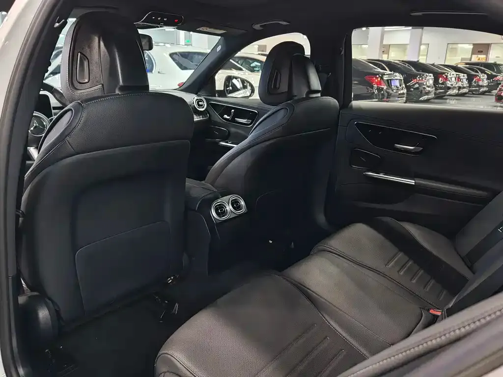 Mercedes-Benz C-Class 2023 из CN, фото 9