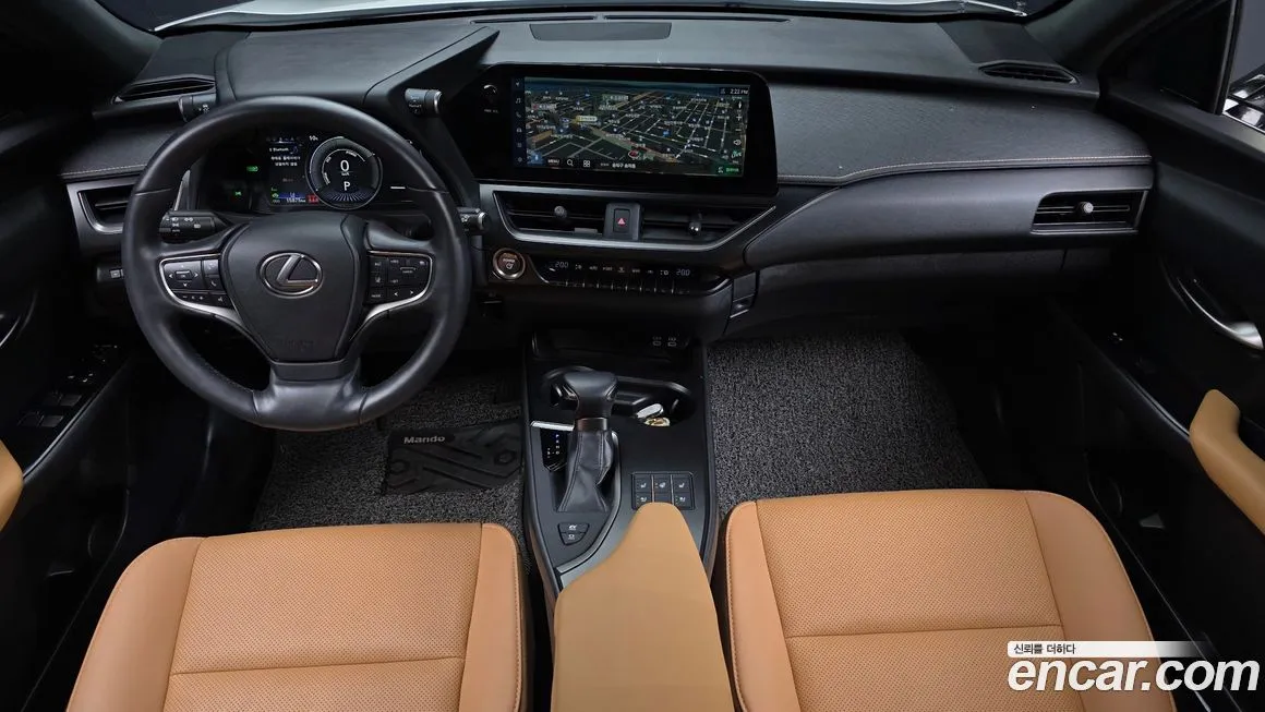 Lexus UX — фото 9