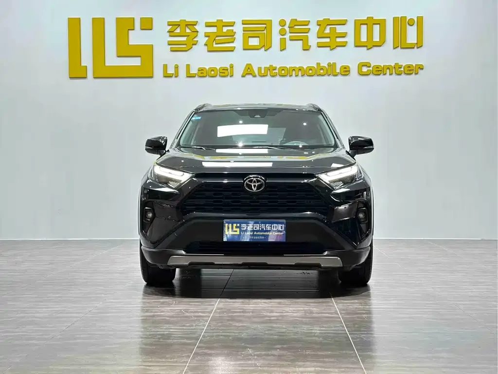 Toyota RAV4 2023 из CN, фото 7