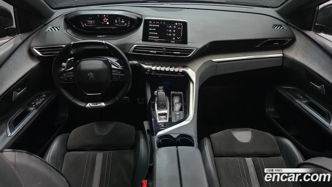 Peugeot 5008 2021 из KR, фото 8