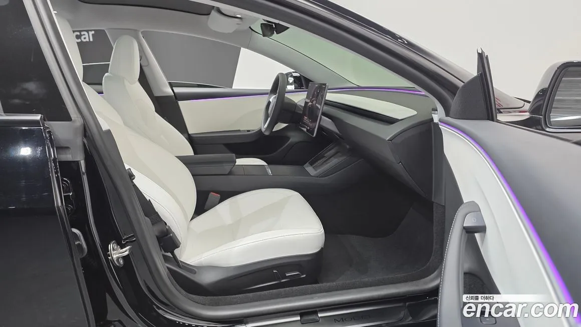 Tesla Model 3 2024 из KR, фото 10