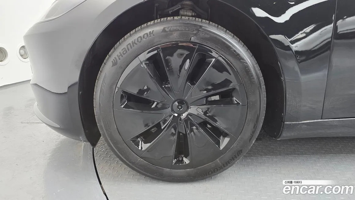 Tesla Model 3 2024 из KR, фото 9