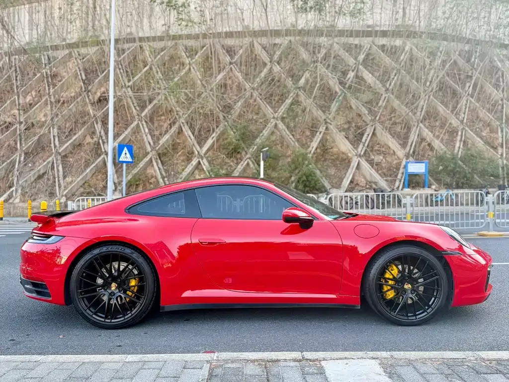 Porsche 911 2022 из CN, фото 10