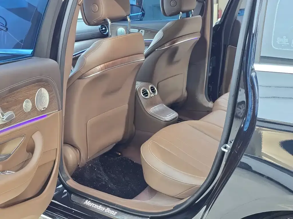 Mercedes-Benz E-Class 2023 из CN, фото 8