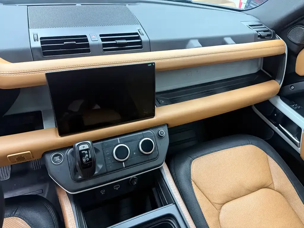 Land Rover Defender 2024 из CN, фото 8