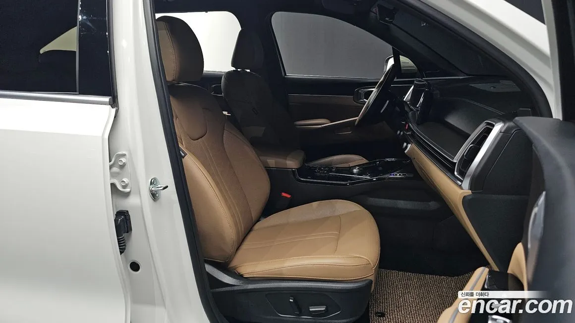 Kia Sorento — фото 8