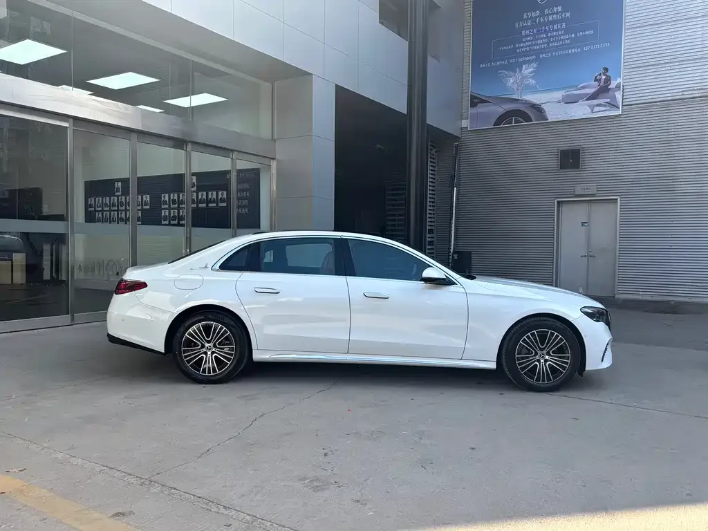 Mercedes-Benz E-Class 2025 из CN, фото 6