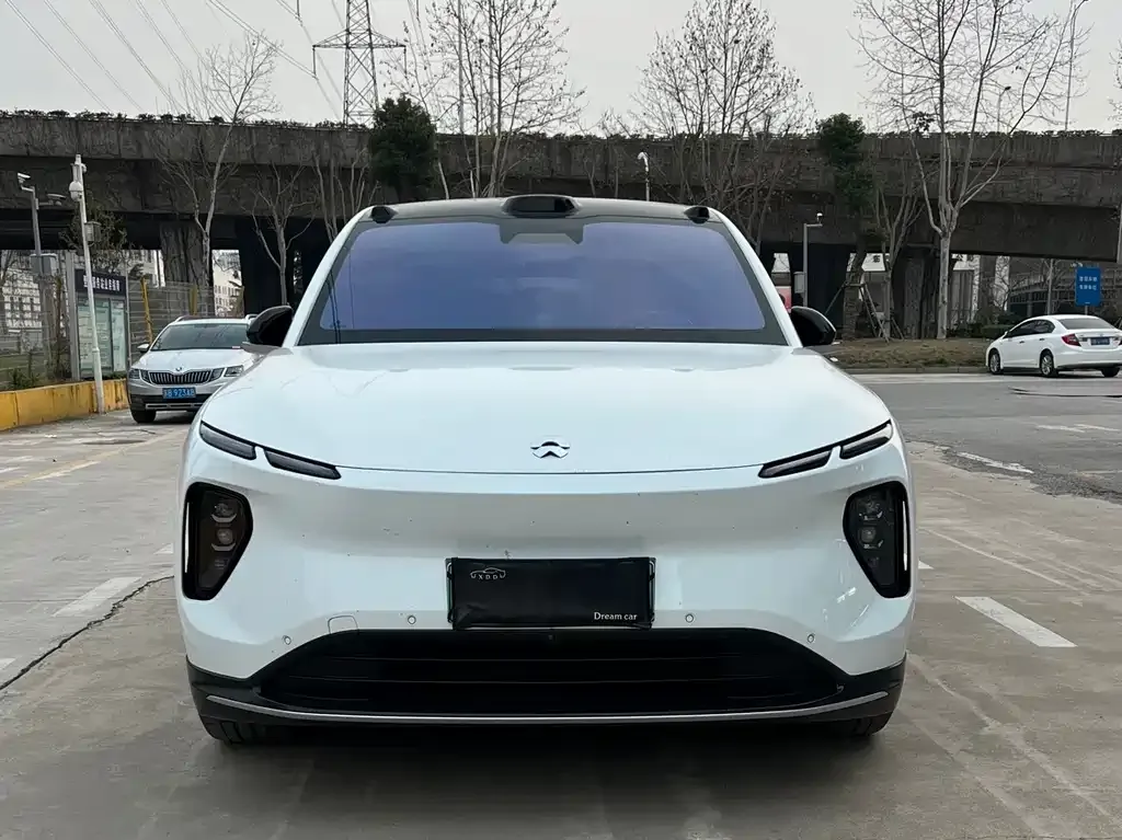 NIO EC6 — фото 9