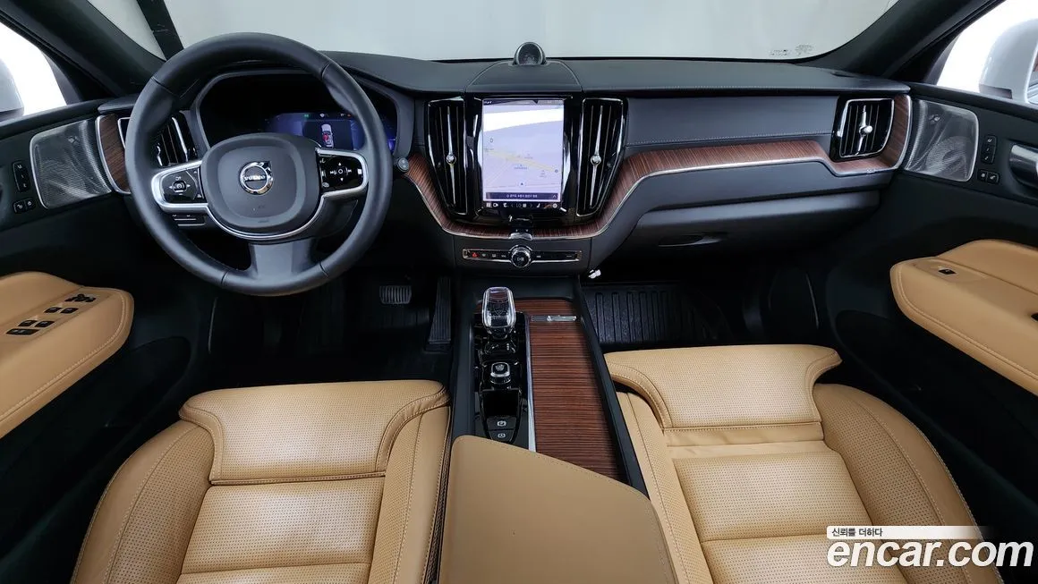 Volvo XC60 2025 из KR, фото 9