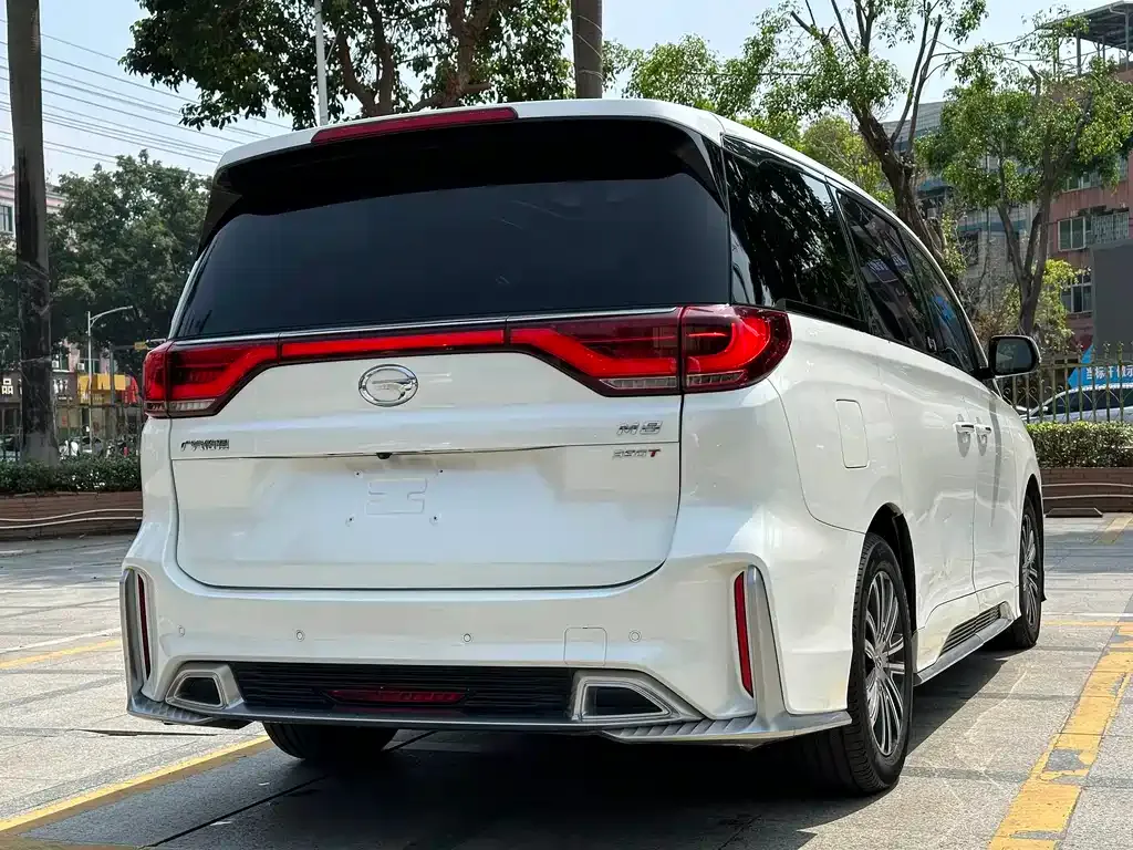GAC Motor Trumpchi M8 — фото 10