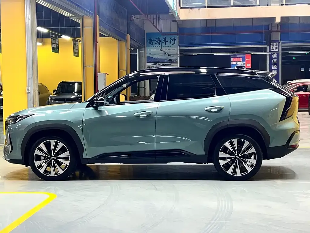 Geely Boyue L 2025 из CN, фото 3