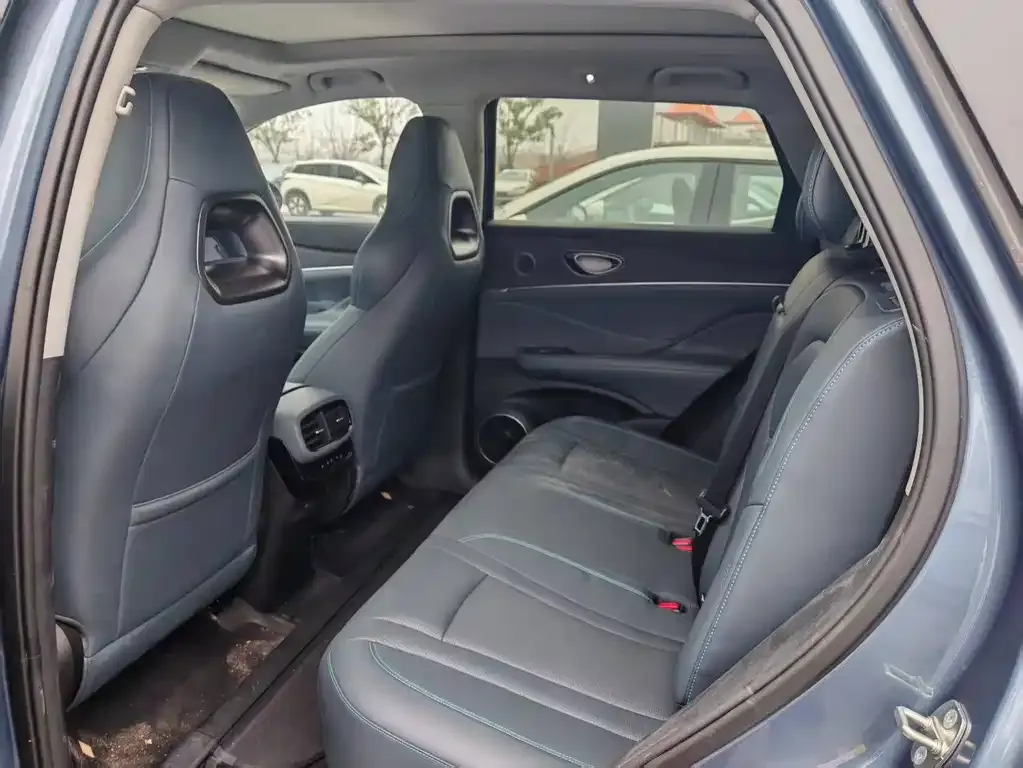 BYD Hiace 07 DM-i — фото 4