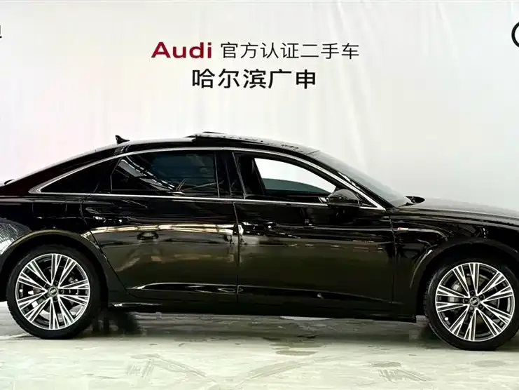 Audi A6L 2023 из CN, фото 2