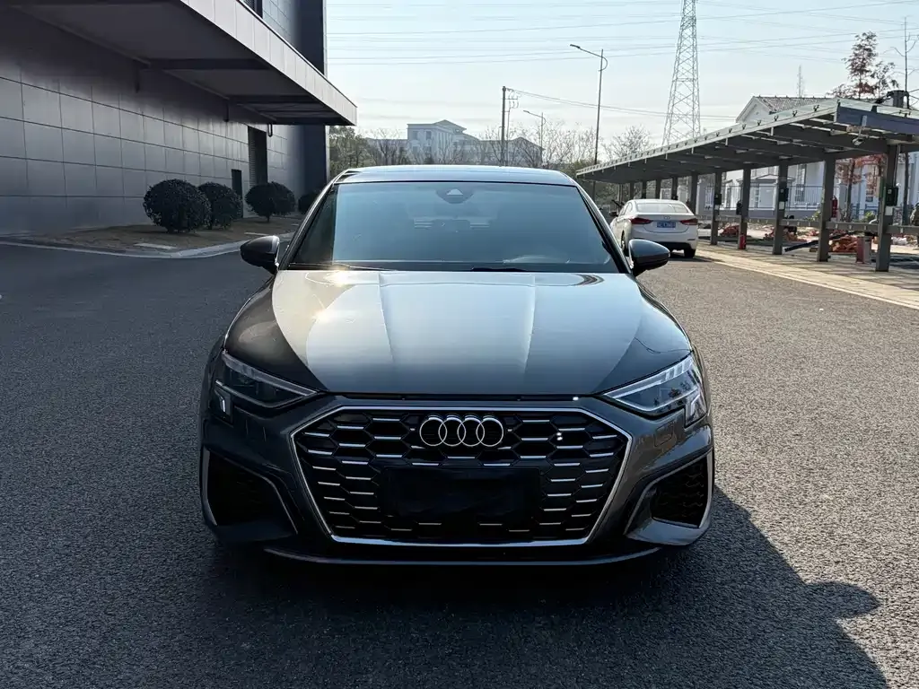Audi A3 — фото 2