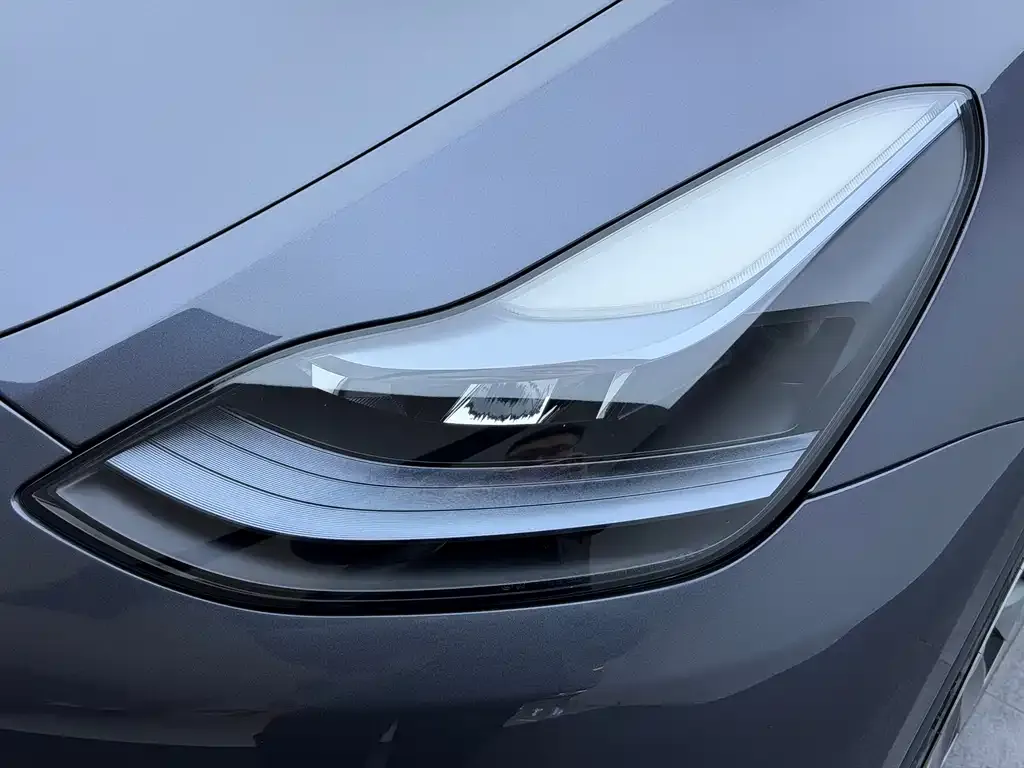 Tesla Model Y 2023 из CN, фото 3
