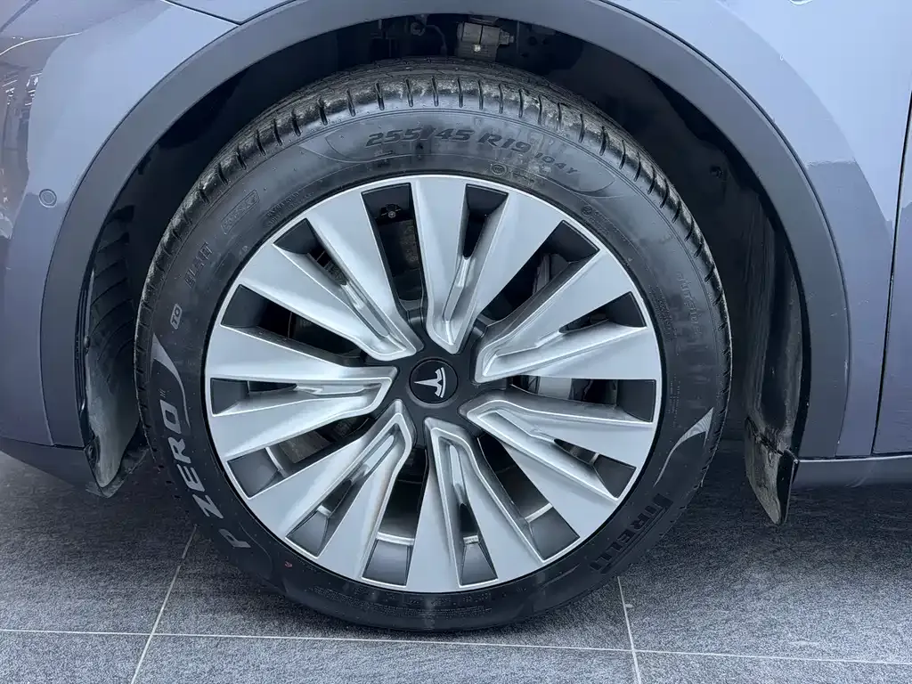 Tesla Model Y 2023 из CN, фото 10