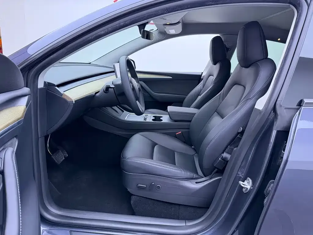 Tesla Model Y 2023 из CN, фото 7