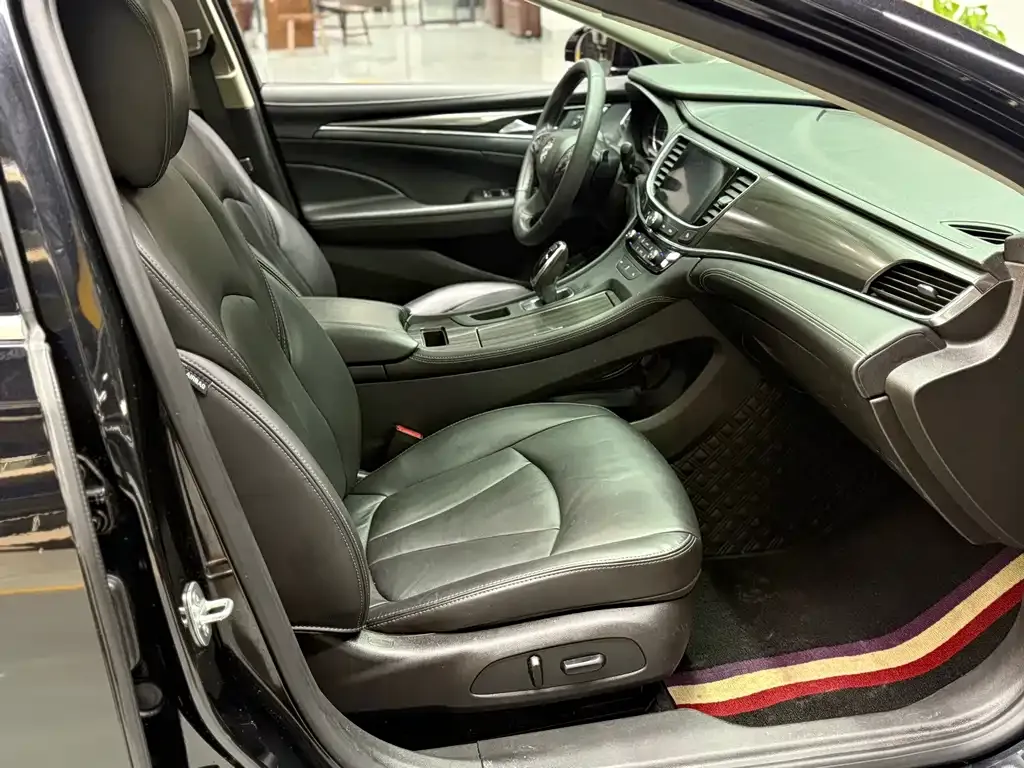 Buick LaCrosse 2021 из CN, фото 8