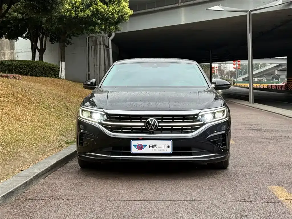 Volkswagen Passat 2023 из CN, фото 7