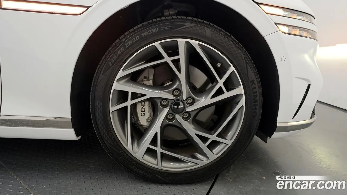 Genesis G90 2023 из KR, фото 2