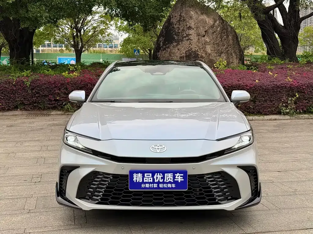 Toyota Camry 2024 из CN, фото 3