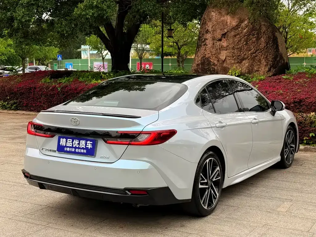 Toyota Camry 2024 из CN, фото 4