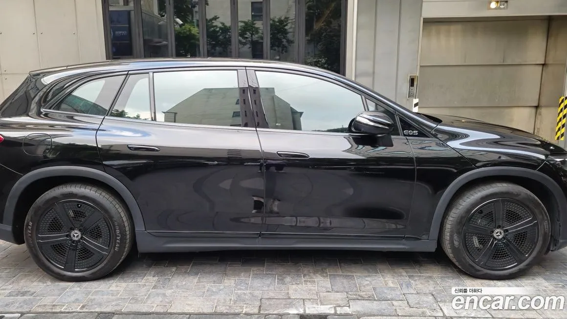 Mercedes-Benz EQS 2023 из KR, фото 2