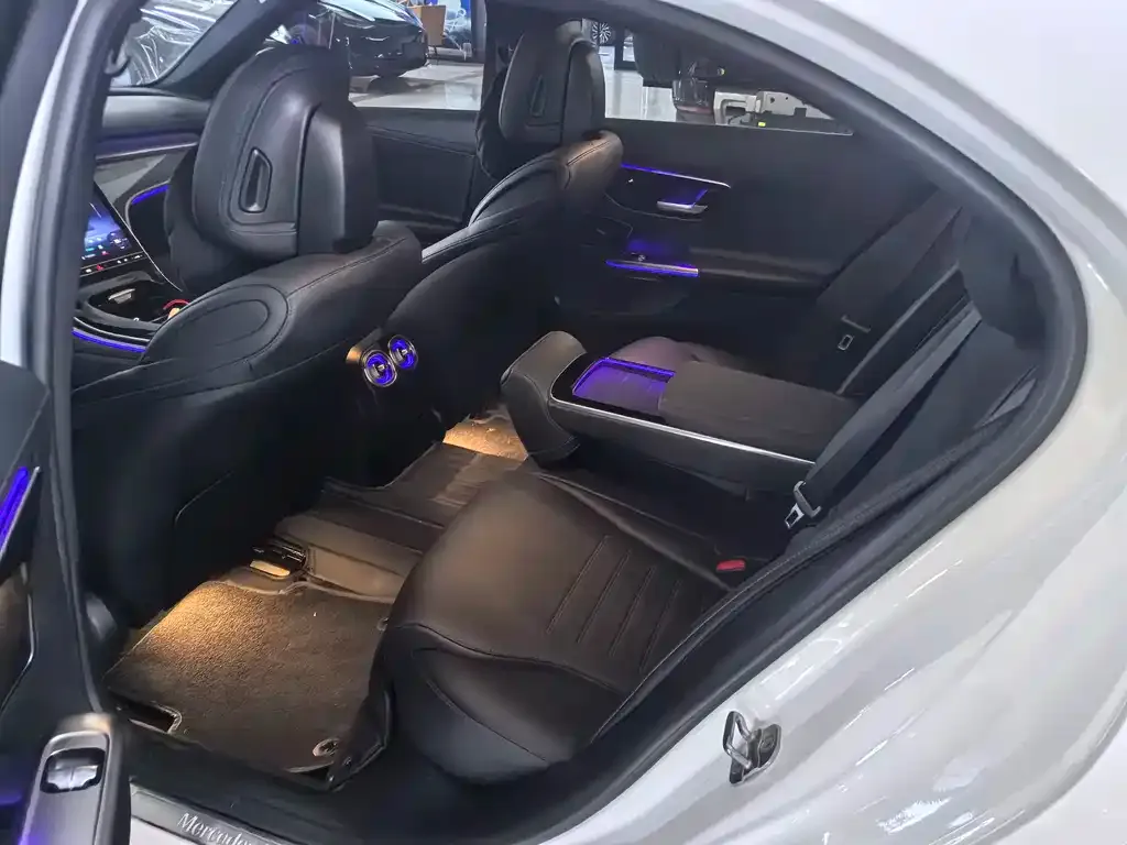 Mercedes-Benz C-Class 2024 из CN, фото 6