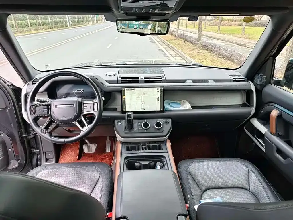 Land Rover Defender — фото 4