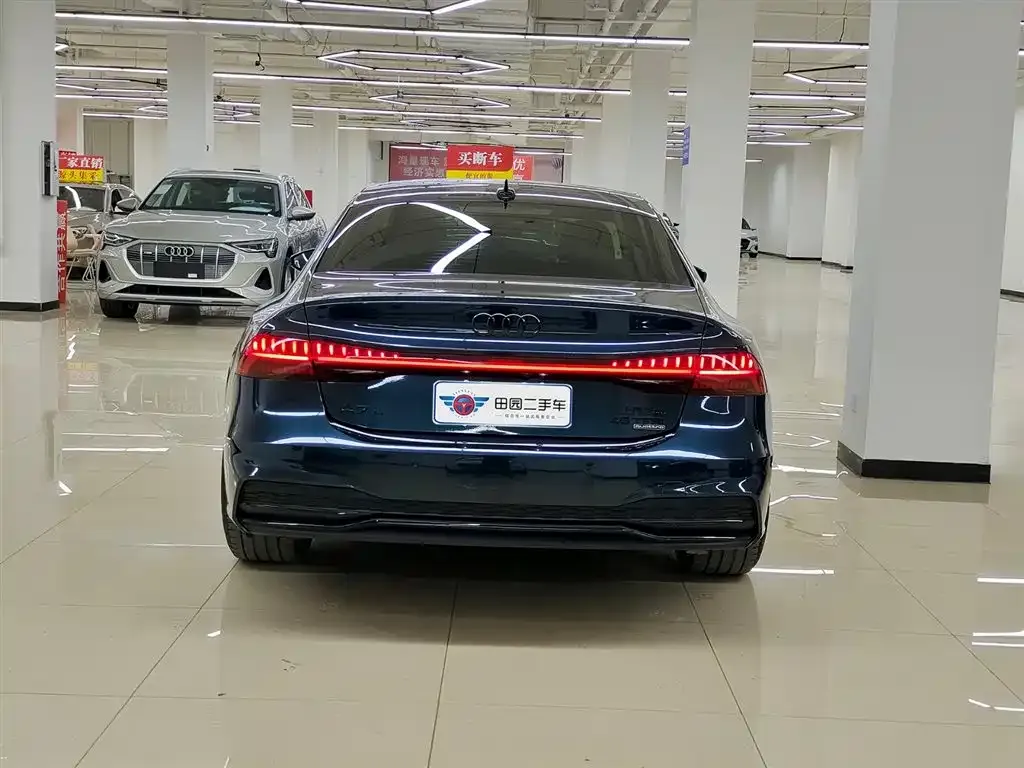 Audi A7L — фото 3