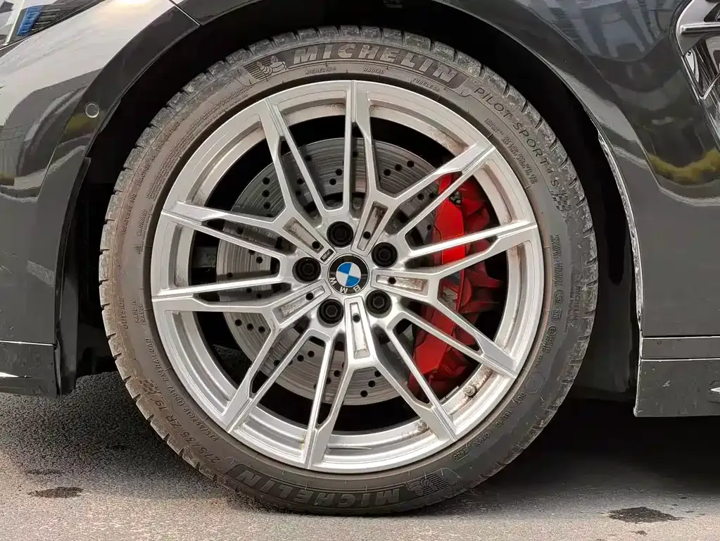BMW M4 2025 из CN, фото 7
