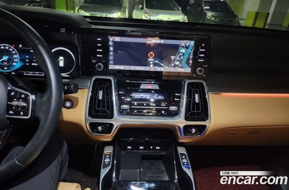 Kia Sorento — фото 10
