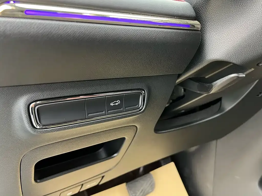 GAC Motor Trumpchi M8 — фото 2