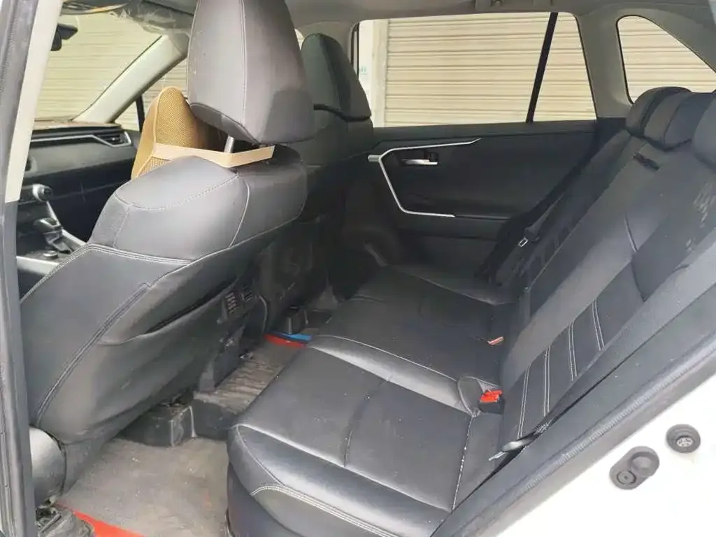 Toyota RAV4 2022 из CN, фото 4