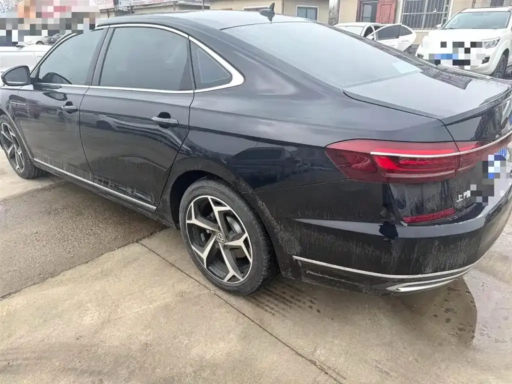 Volkswagen Passat — фото 7