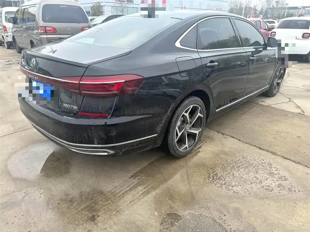 Volkswagen Passat — фото 6