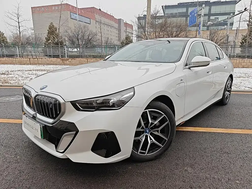 BMW i5 2025 из CN, фото 1