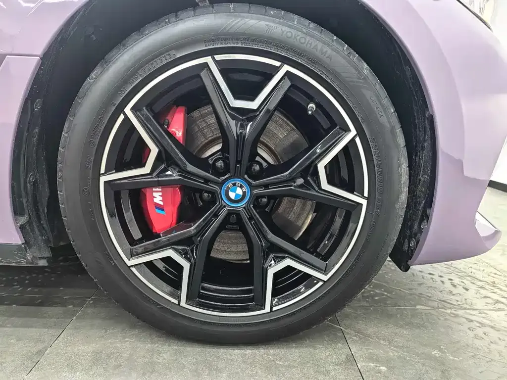 BMW i3 — фото 10