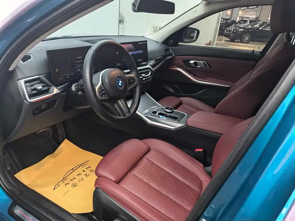 BMW i3 — фото 7