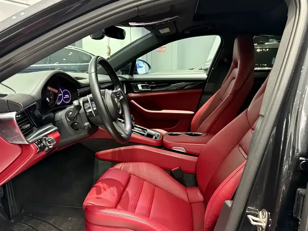 Porsche Panamera 2021 из CN, фото 9