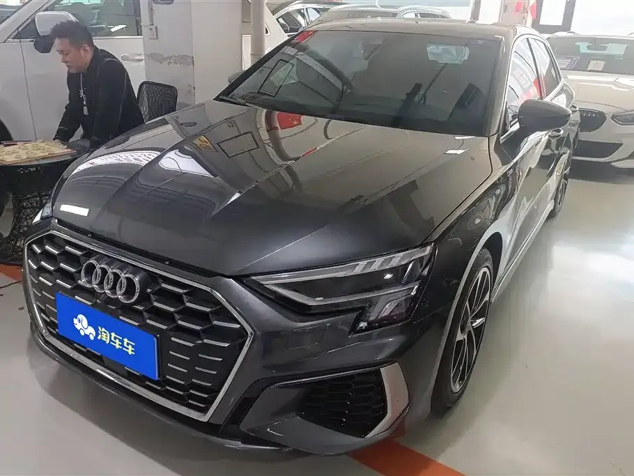 Audi A3 2022 из CN, фото 1