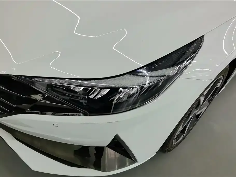 Hyundai Elantra 2023 из CN, фото 5