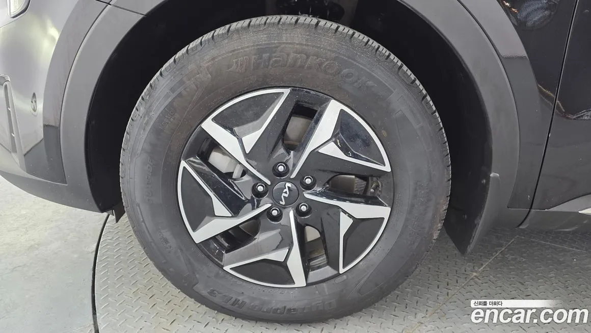 Kia Sorento — фото 8