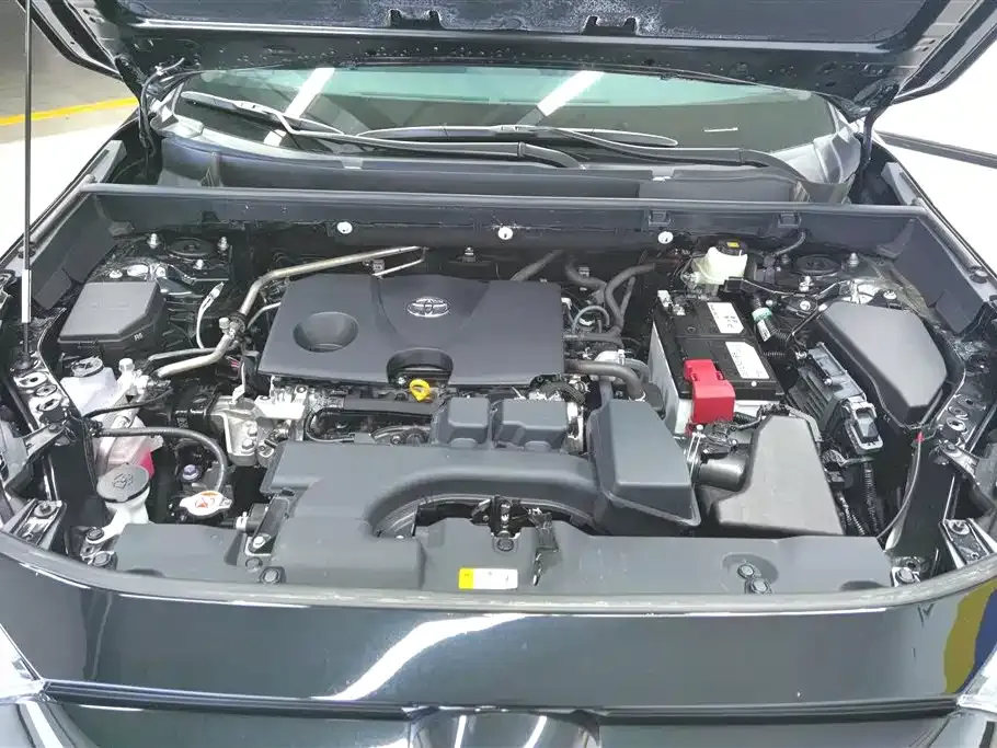Toyota RAV4 2025 из CN, фото 9